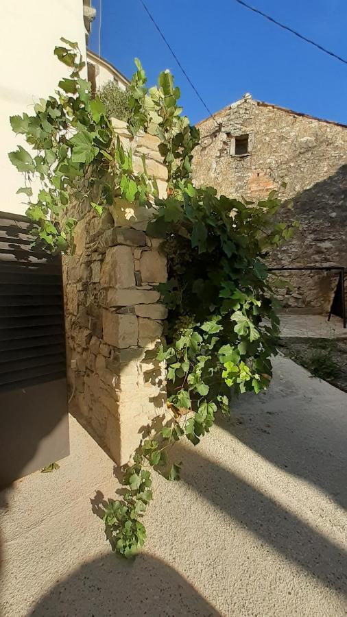 Fine Rooms Vipava Exteriör bild